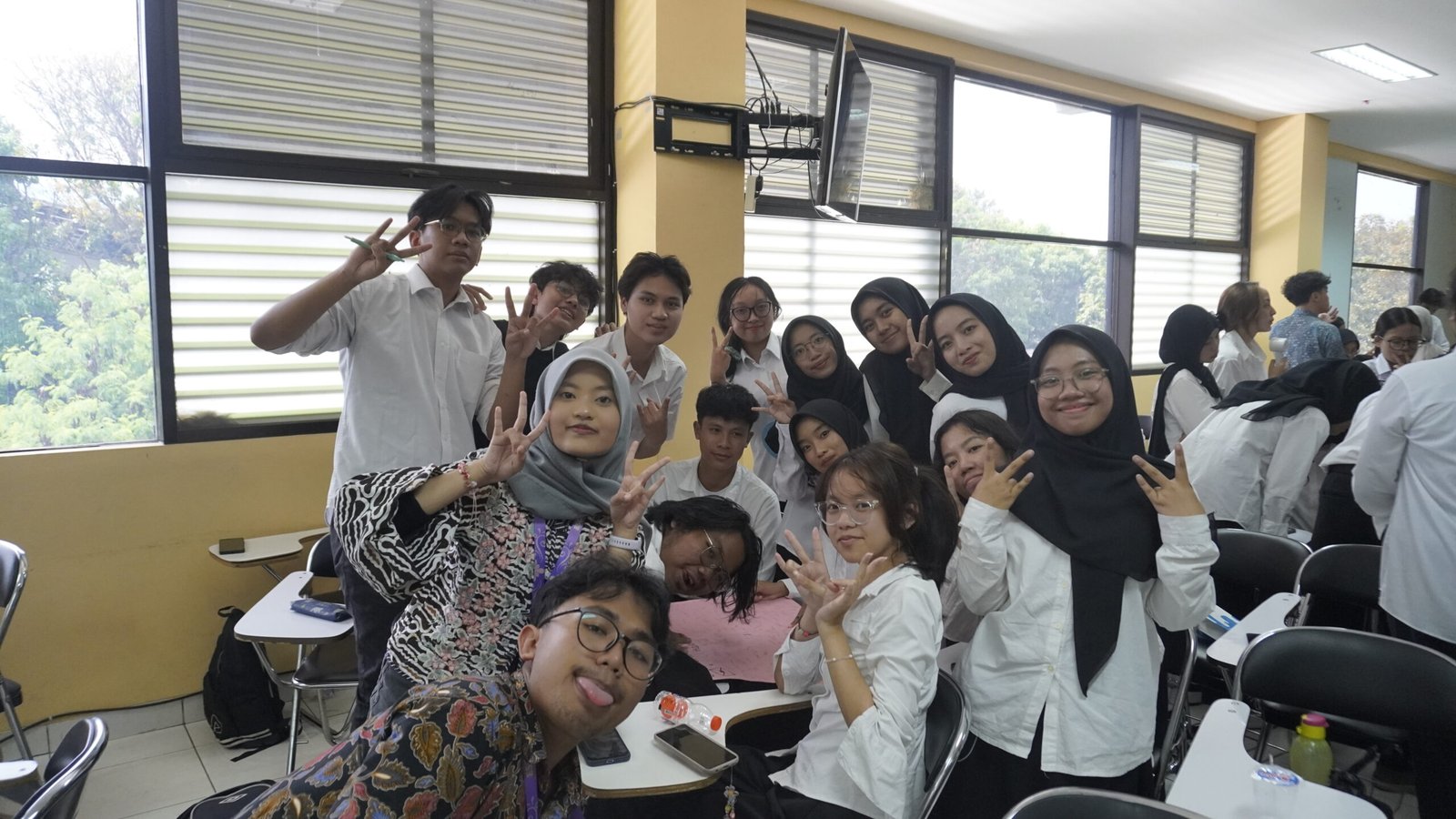 Esguide iki2233