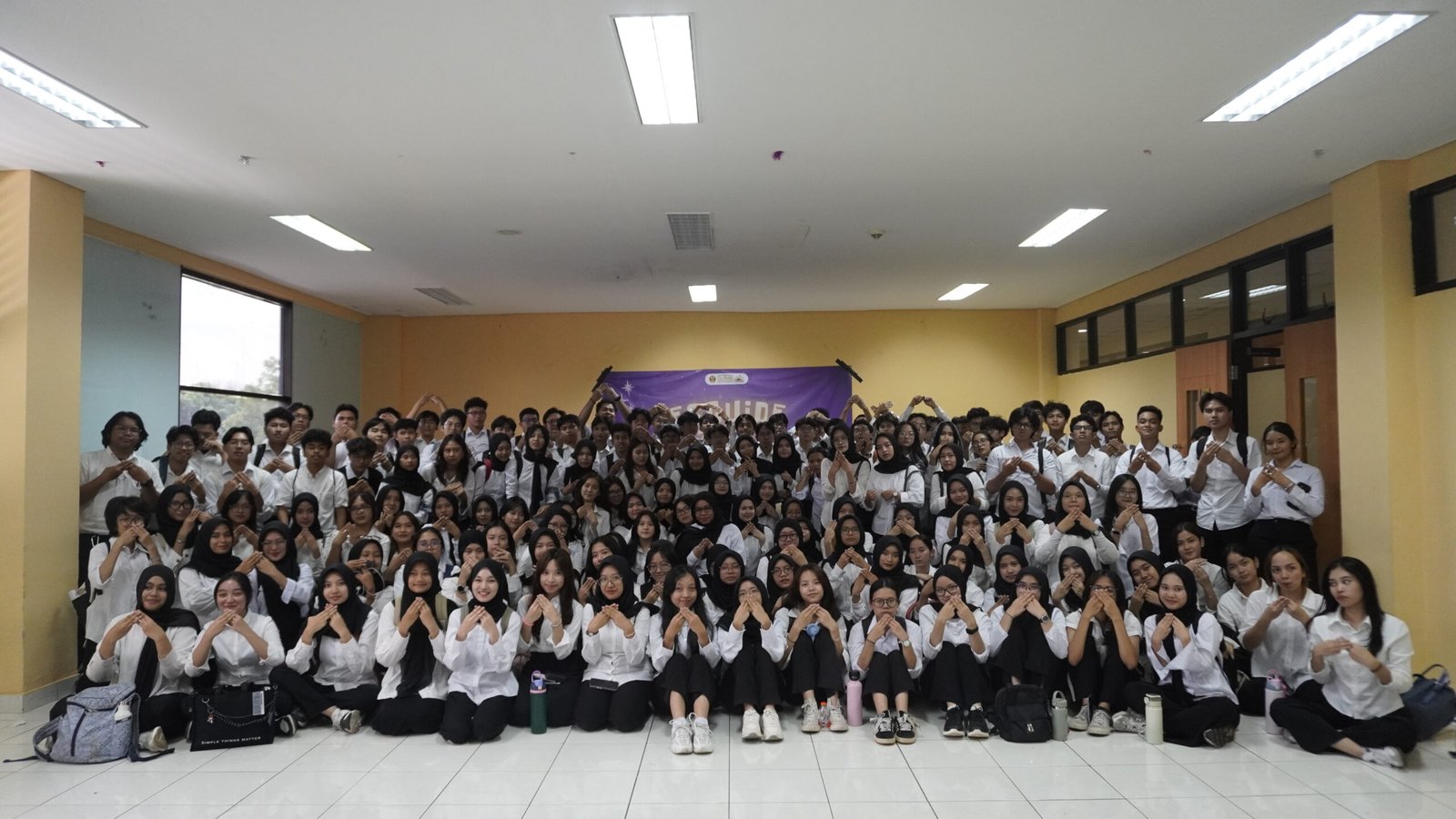 Esguide iki2372